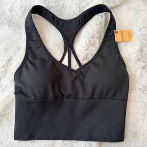 NWT Victoria’s Secret pink sports bra size small